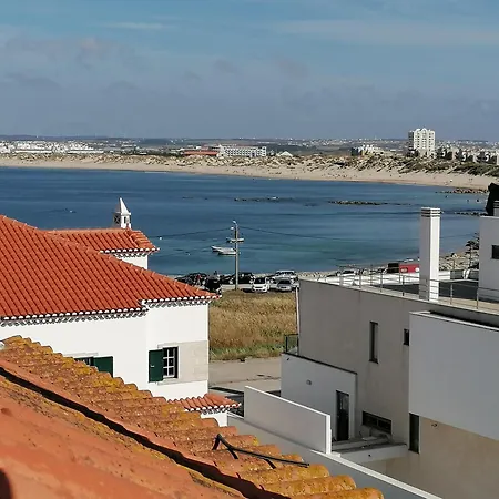 Casa Do Quebrado Holiday home *